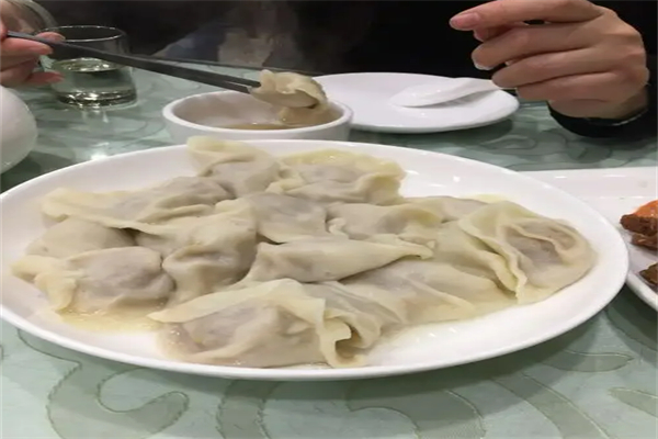 回宝珍饺子馆