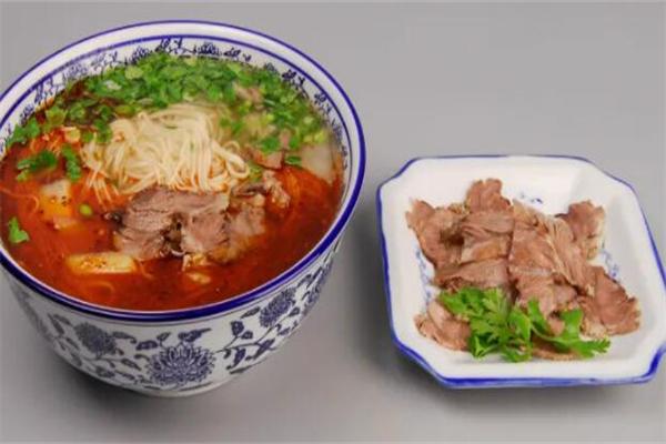 郑宗内江牛肉面