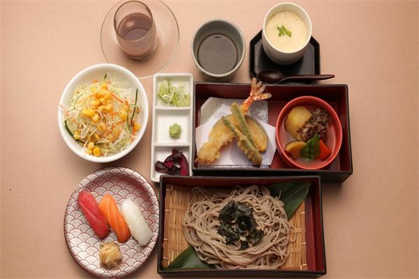 YAMMI日本料理